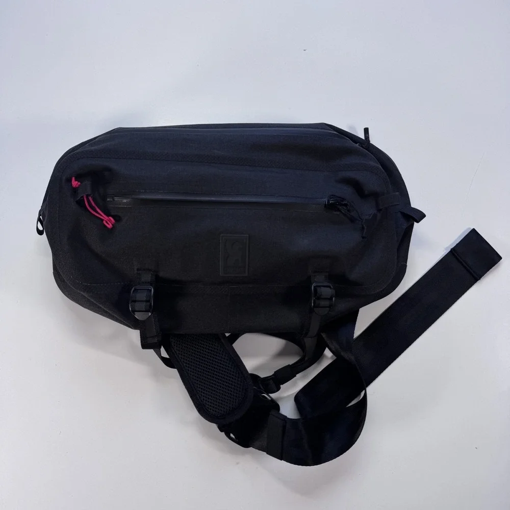 CHROME Industries Kadet WP 9 Liter Adjustable Black Waterproof